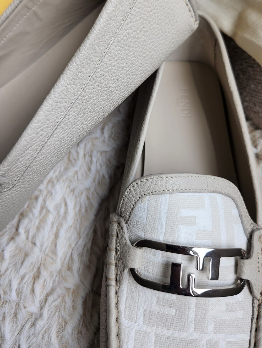 Men's Fendi Cream 'O Lock FF Logo Leather Loafer with Silver Buckle - Picture 3 of 4